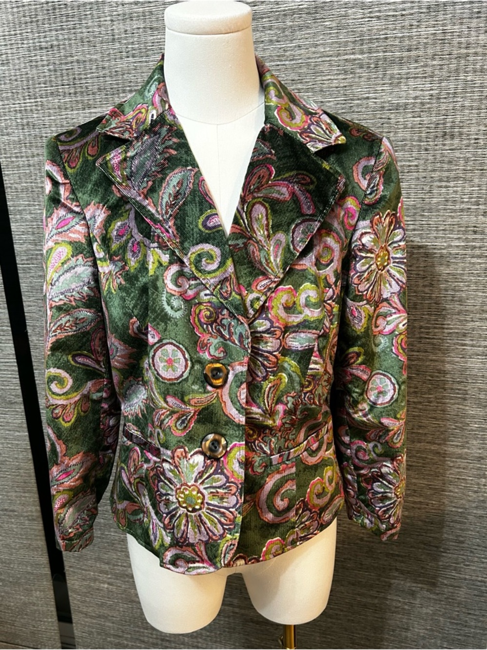 Y2K Style - Woman's Nine West Velvet Paisley Floral Print Jacket